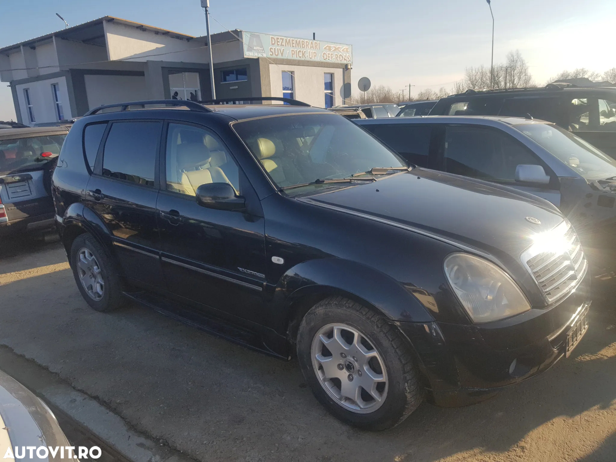 dezmembrez ssang yong rexton facelift 2007 motorizare 163cp - 4