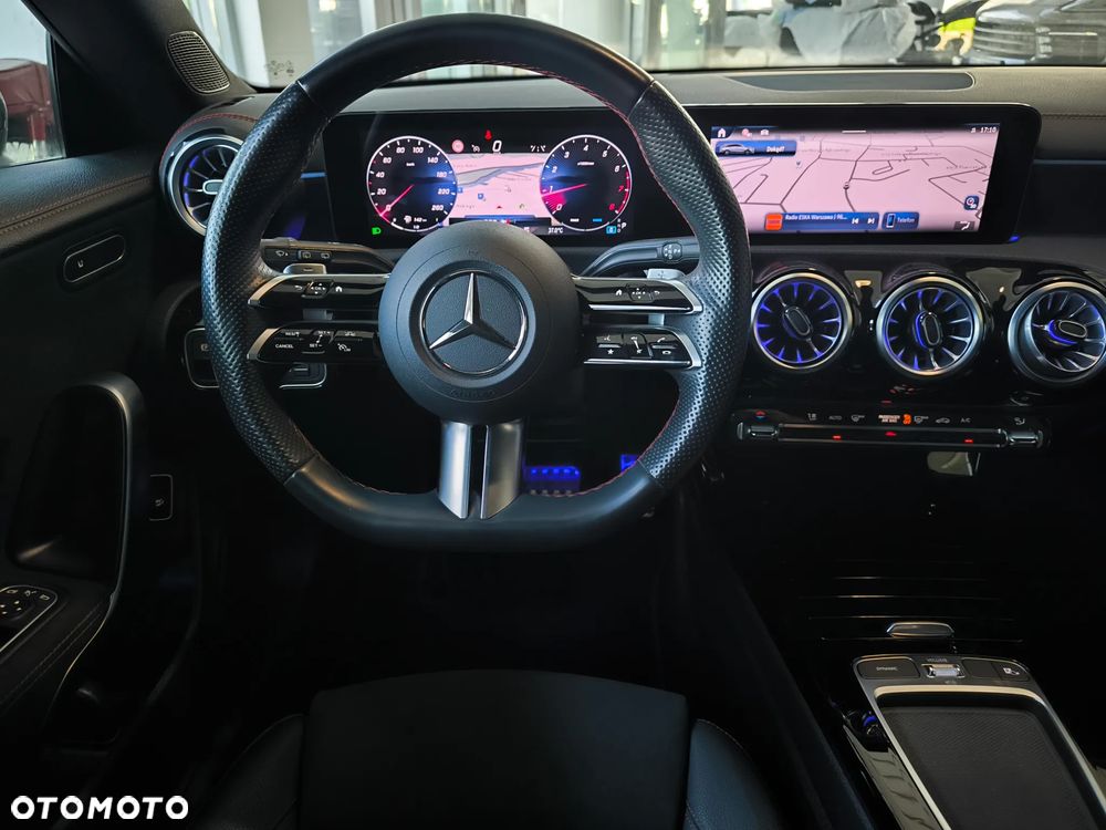 Mercedes-Benz CLA 200 AMG Line 7G-DCT - 16