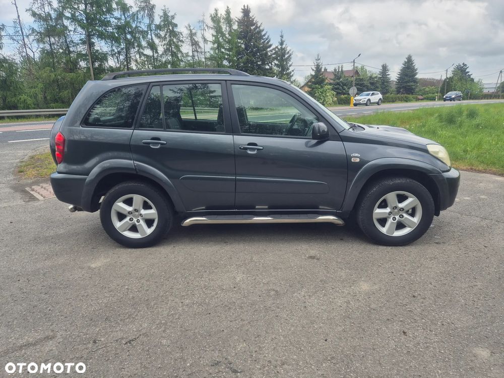 Toyota RAV4 D-4D 4x4 Sol - 10