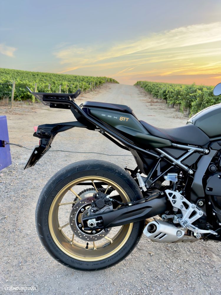 Suzuki GSX 8TT - 12