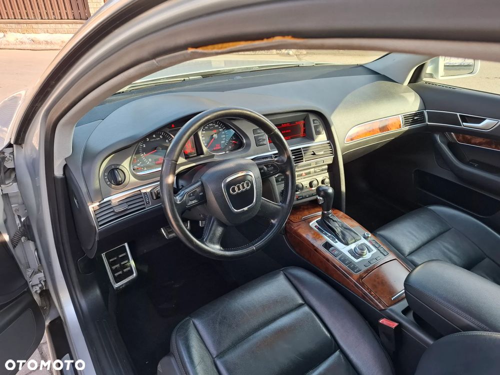 Audi A6 Avant - 11