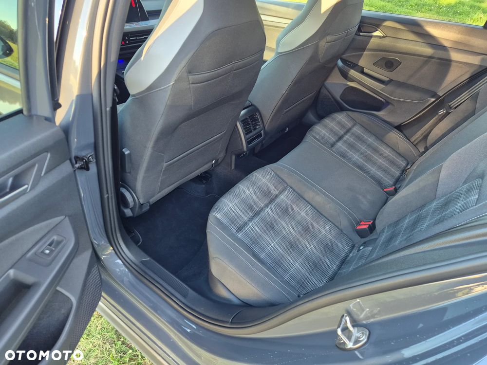 Volkswagen Golf VIII 2.0 TDI GTD DSG - 12