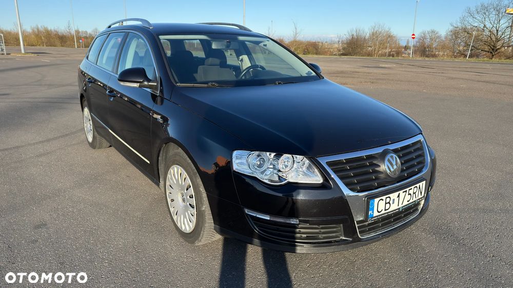 Volkswagen Passat 2.0 FSI Individual - 6