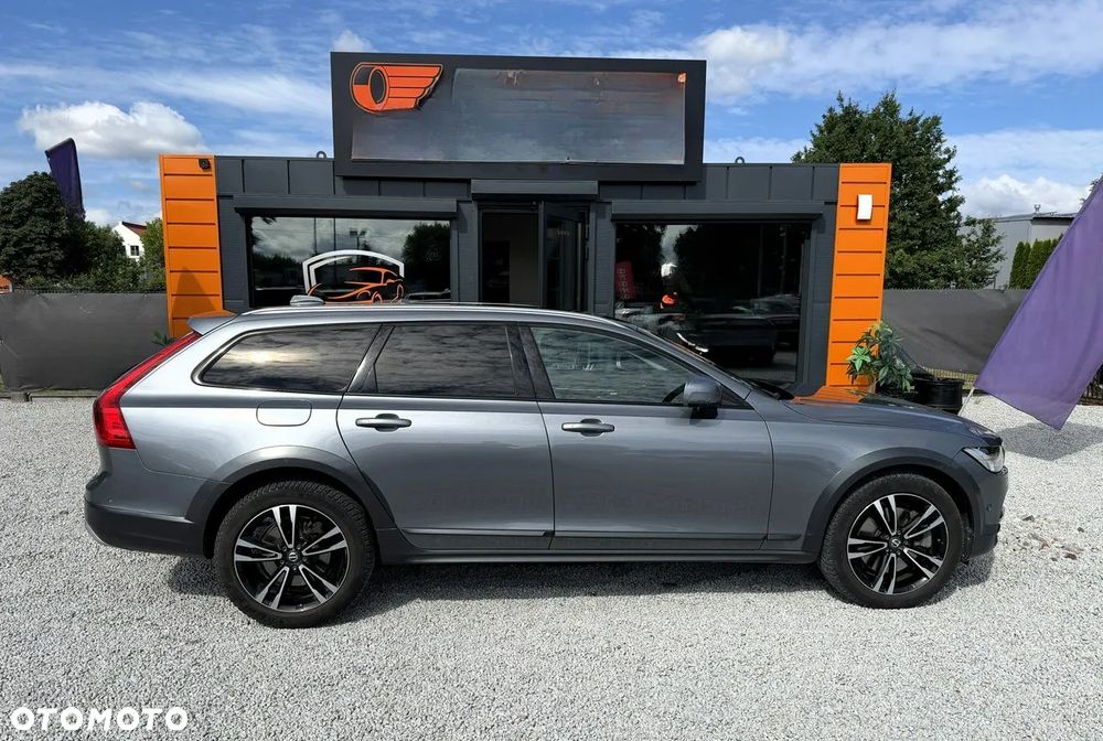 Volvo V90 Cross Country T5 AWD Geartronic - 1