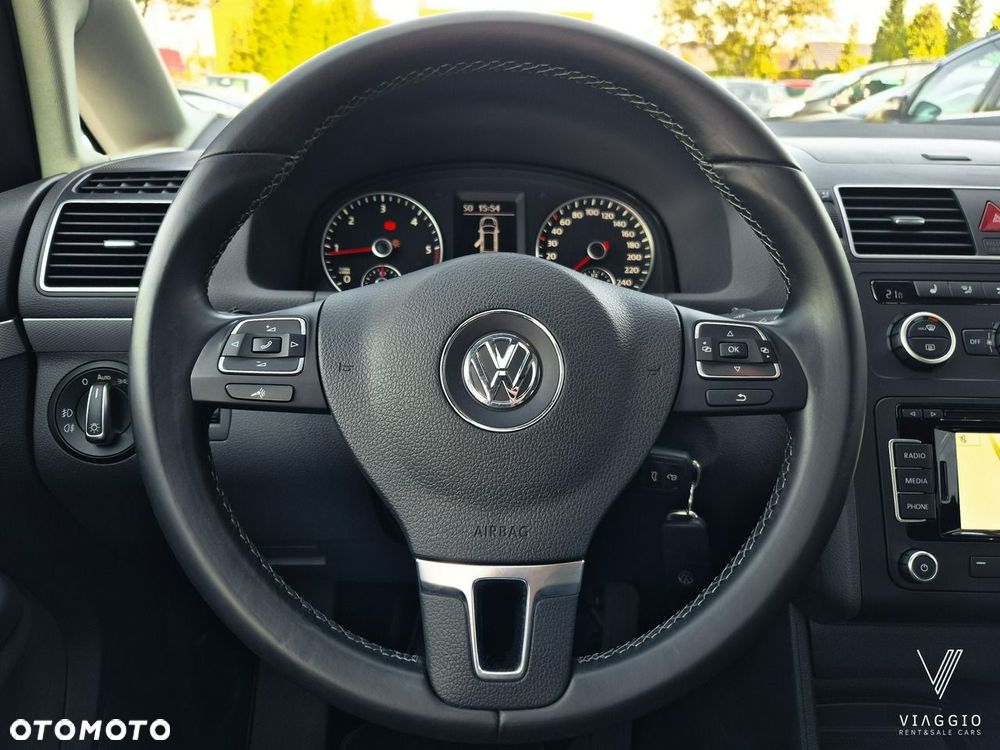 Volkswagen Touran 2.0 TDI Highline - 13