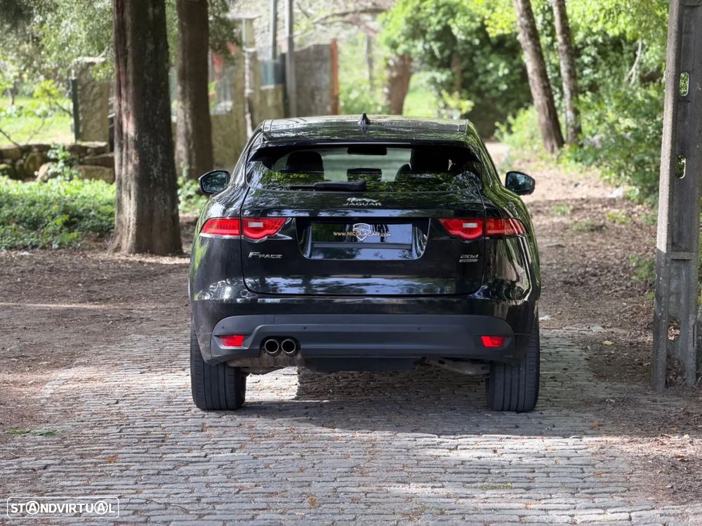 Jaguar F-Pace 20d Aut. R-Sport - 40