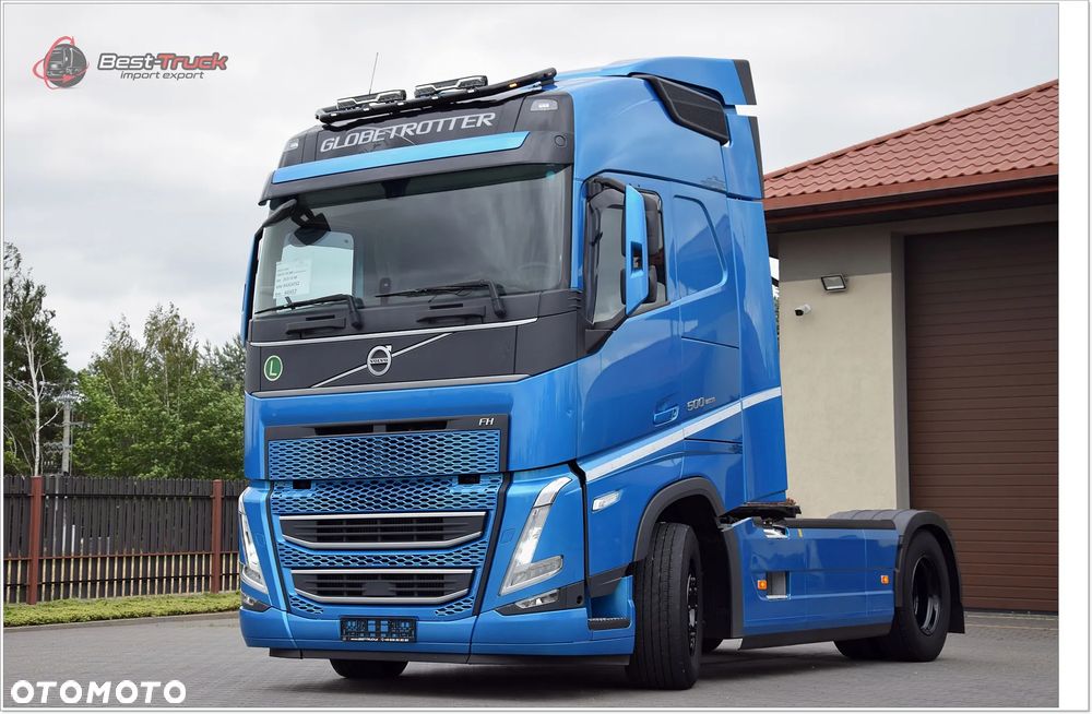 Volvo FH500 | BOGATE WYPOSAŻENIE  |  I-SAVE |  STANDARD |  ZBIORNIKI 1260 L |  FULL LED  |  I-PARK COOL - 4