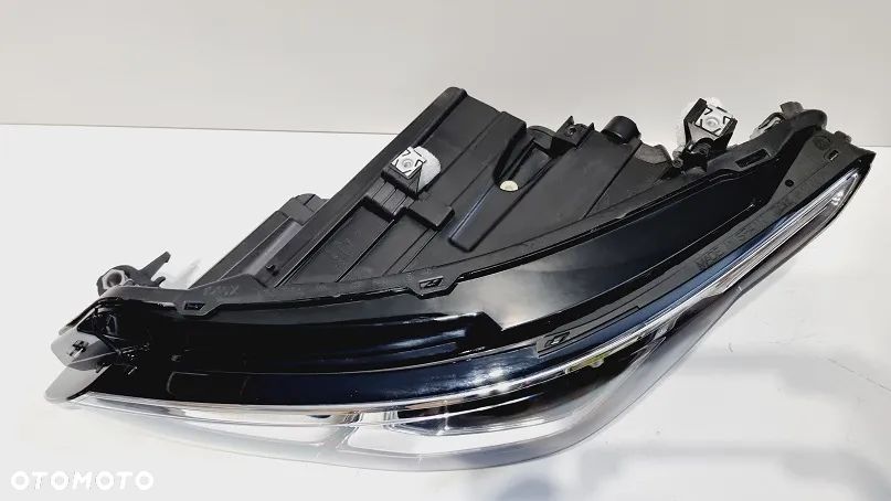 REFLEKTOR PRAWY LEWY FULL LED VW GOLF VIII EUROPA - 9