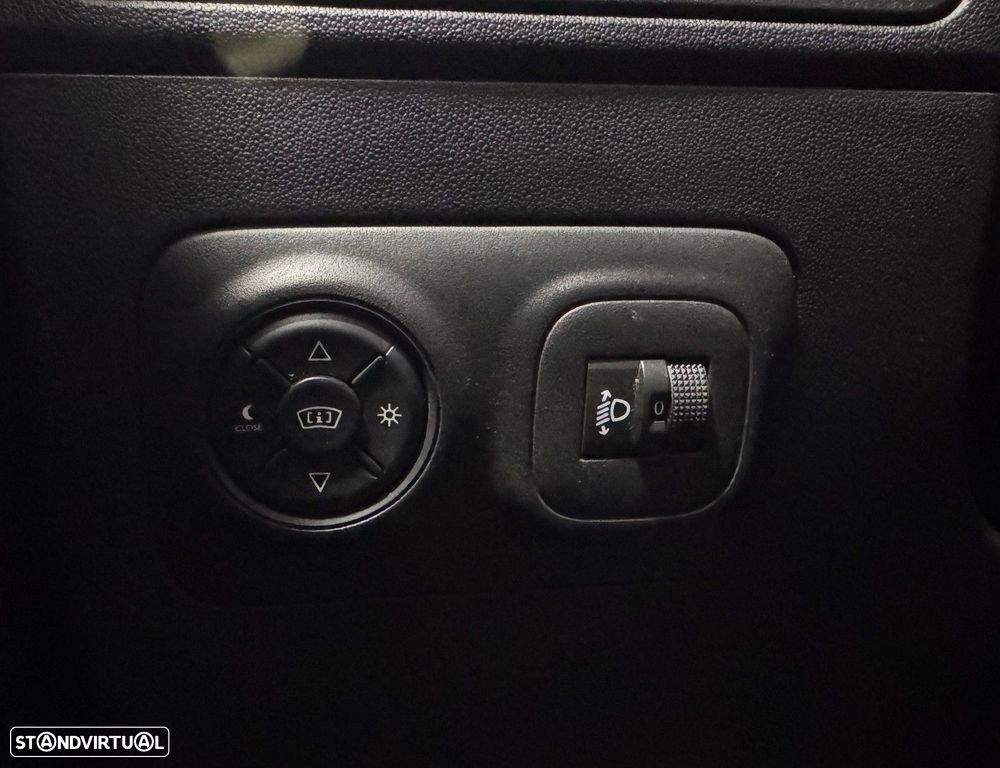 Citroën C3 Aircross 1.2 PureTech Shine - 37