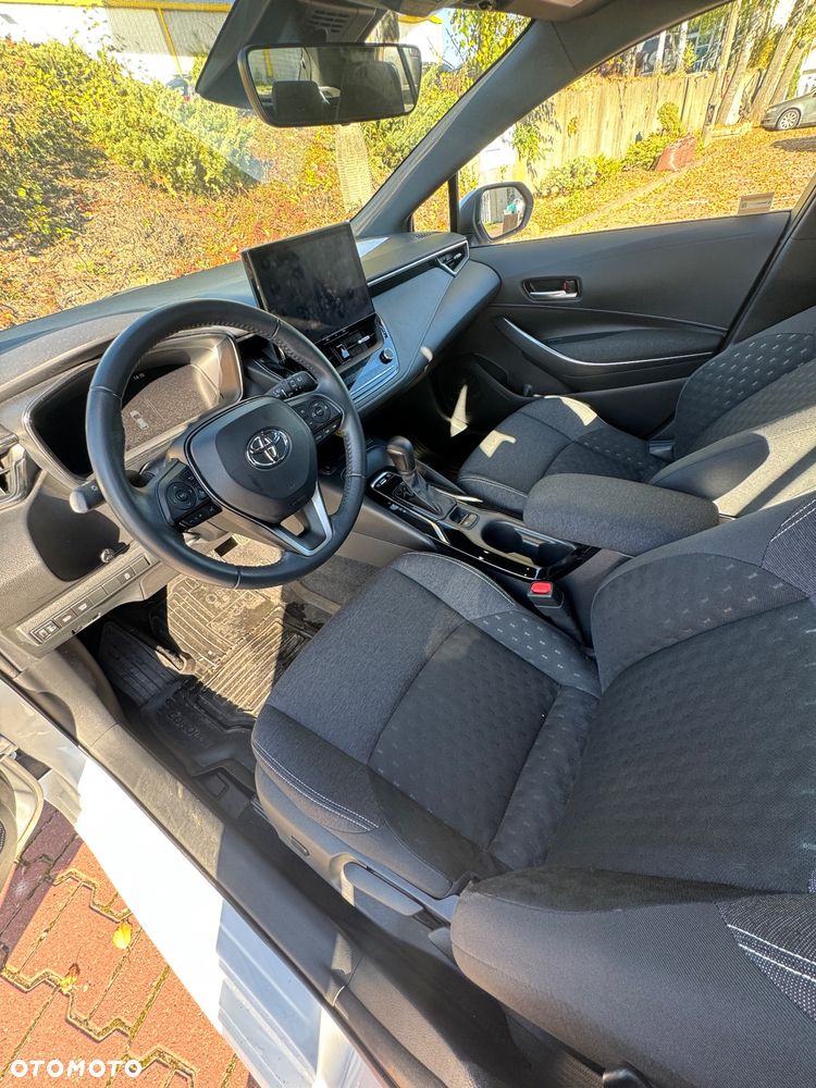 Toyota Corolla 1.8 Hybrid Comfort - 12