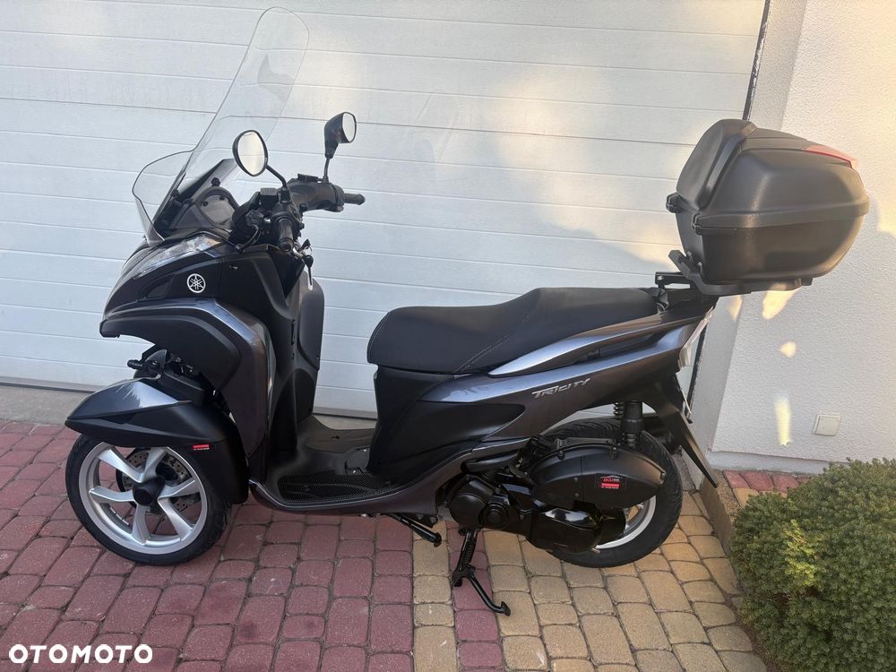 Yamaha SR - 5