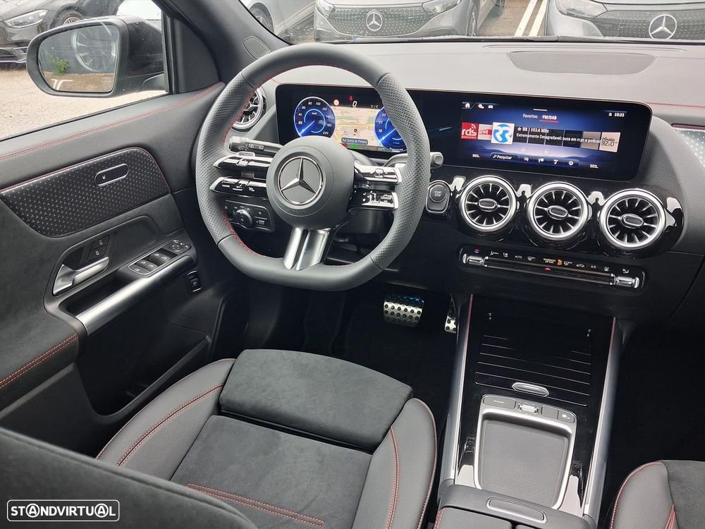 Mercedes-Benz EQA 250+ AMG Line - 16