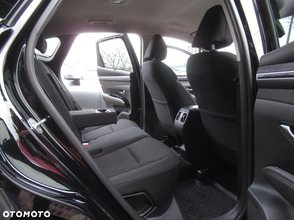 Hyundai Tucson 1.6 T-GDi 48V Platinum 4WD DCT - 9