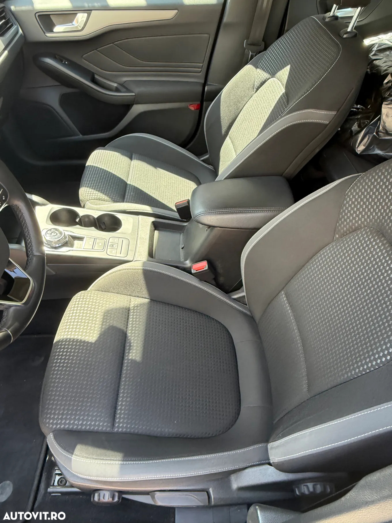 Ford Focus Turnier 1.5 EcoBlue Start-Stopp-System Aut. COOL&CONNECT - 7