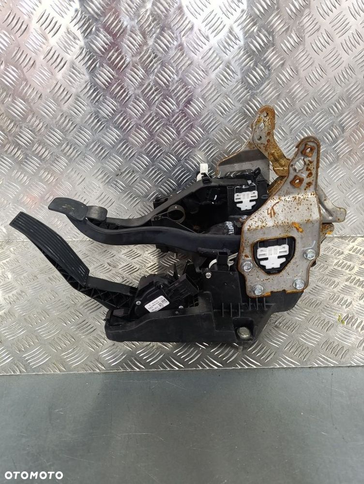 Pedały komplet manual opel insignia a - 5