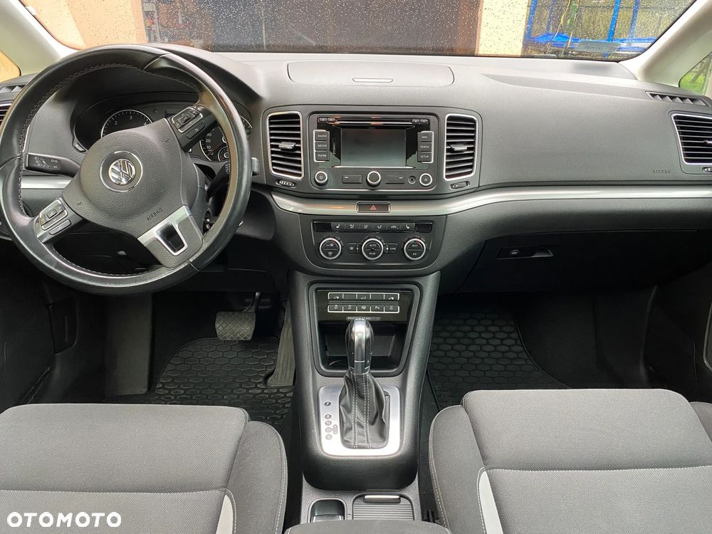 Volkswagen Sharan 2.0 TDI Highline DSG - 15