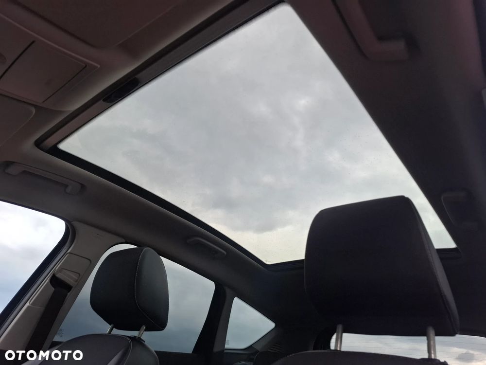 Ford Kuga 2.0 TDCi 4x4 Titanium - 26