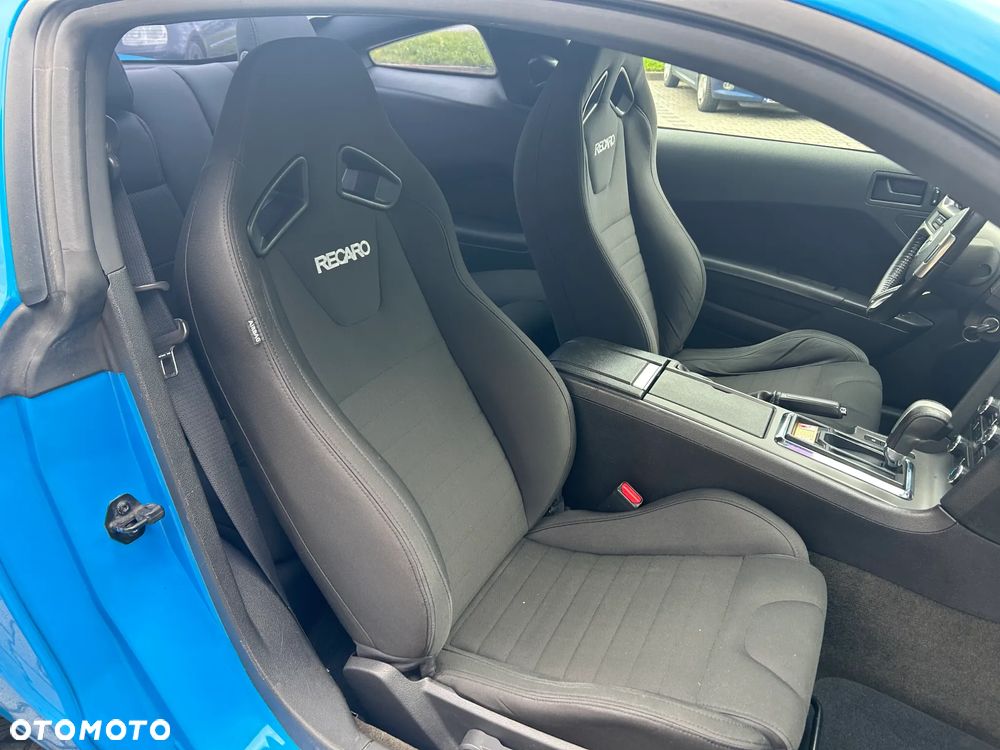 Ford Mustang 3.7 V6 - 8