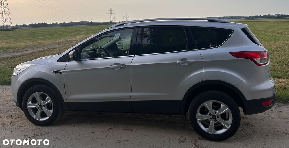 Ford Kuga - 13