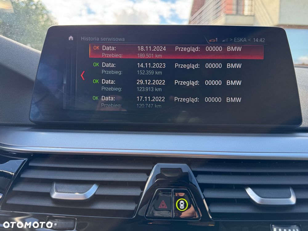 BMW Seria 5 520d Sport Line - 35