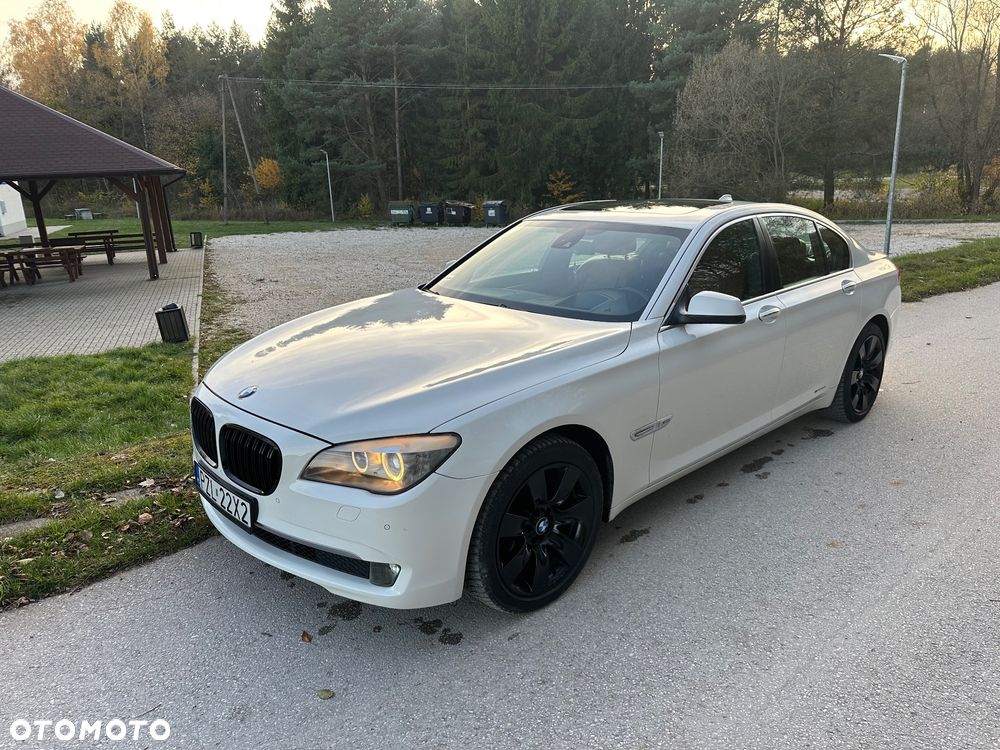 BMW Seria 7 740d xDrive - 2