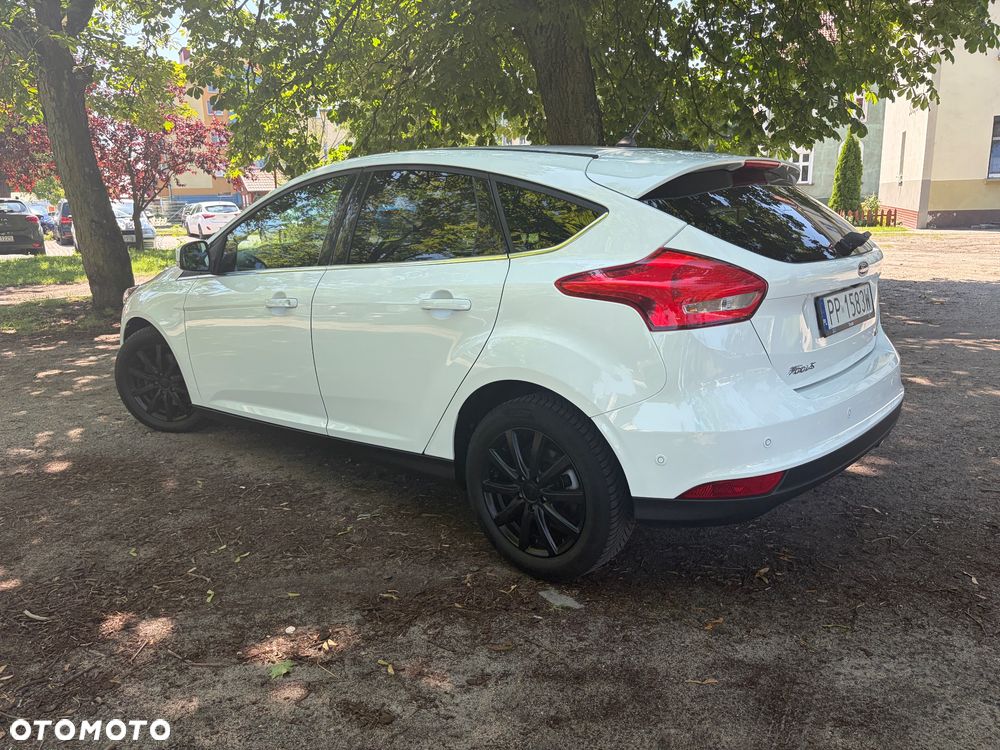 Ford Focus 1.5 EcoBoost STart-Stopp-System TITANIUM - 3