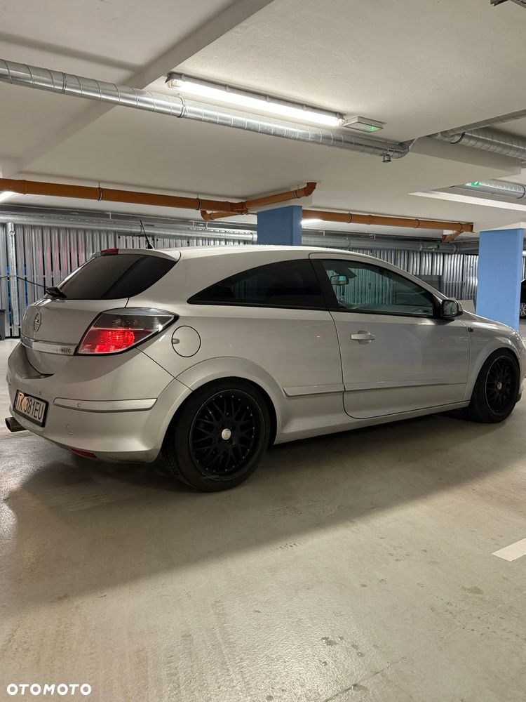 Opel Astra - 1