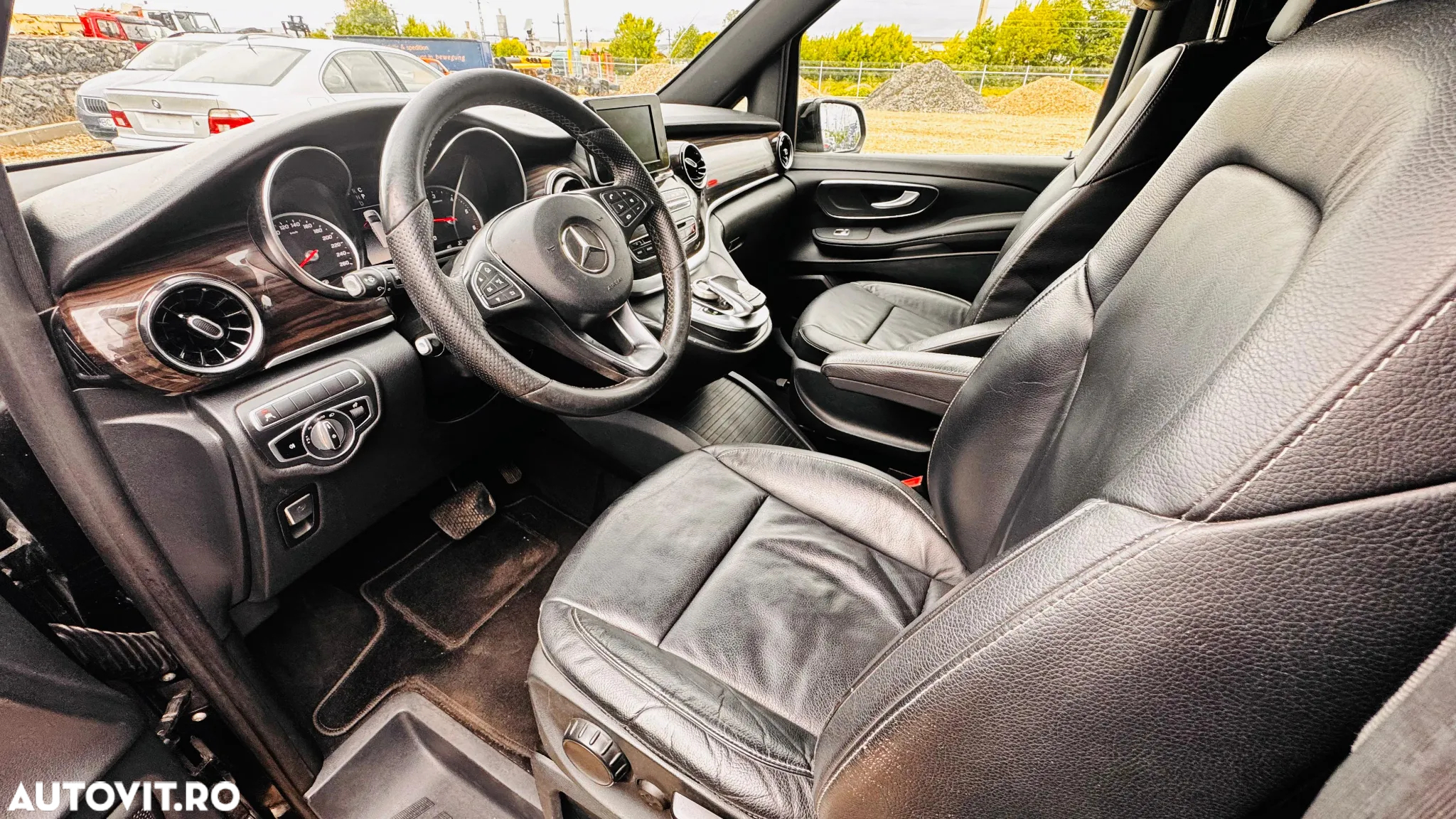 Mercedes-Benz V 220 d Combi Extra-Lung 163 CP RWD 9AT Avantgarde - 10