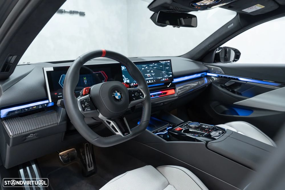 BMW M5 Touring xDrive - 20