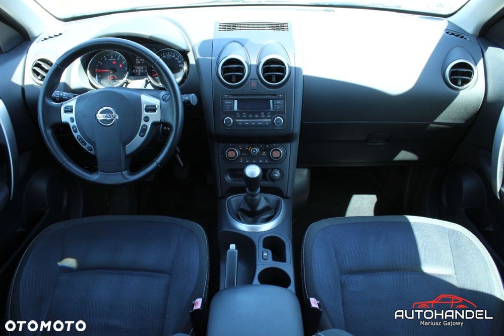 Nissan Qashqai - 8