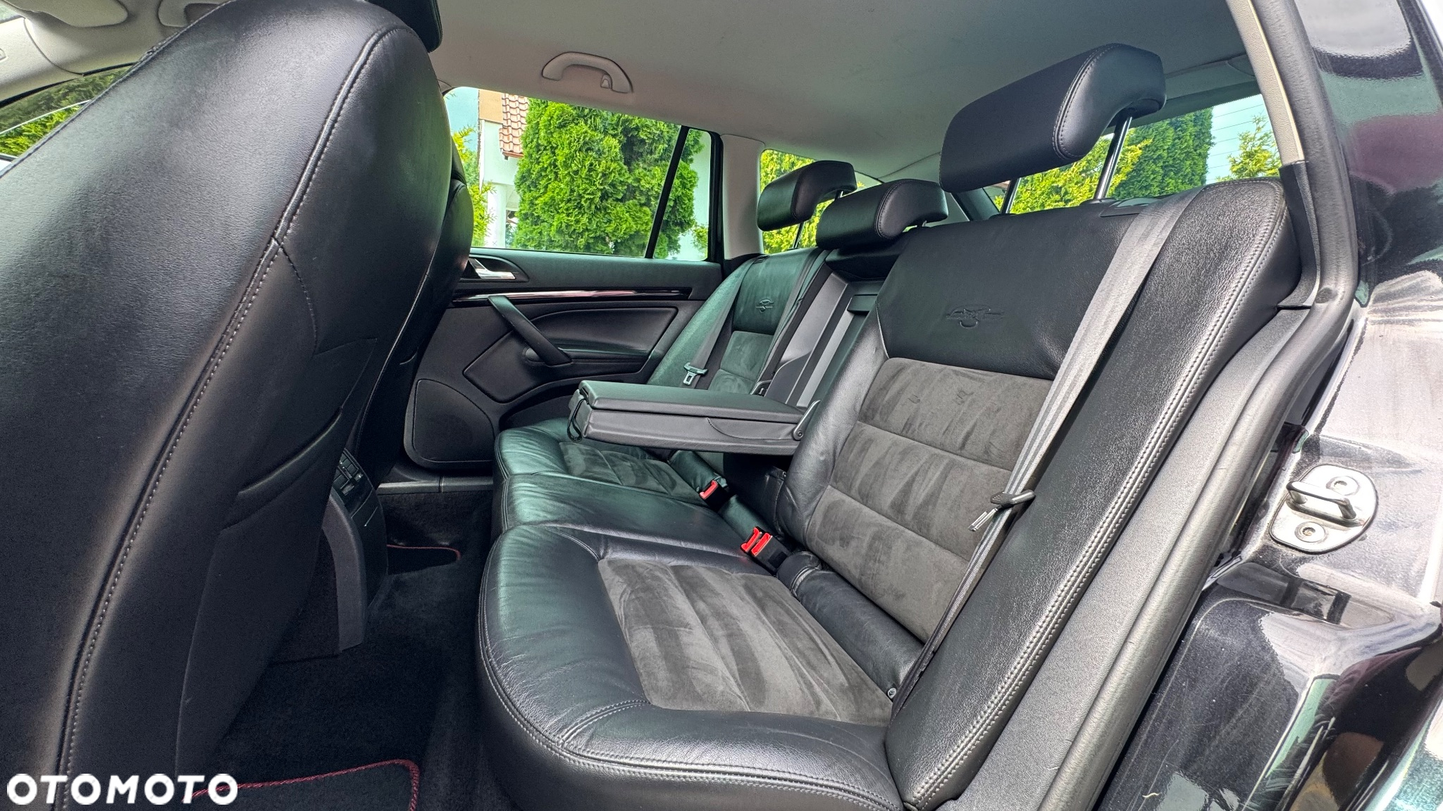 Skoda Octavia 1.8 TSI DSG Laurin & Klement - 25