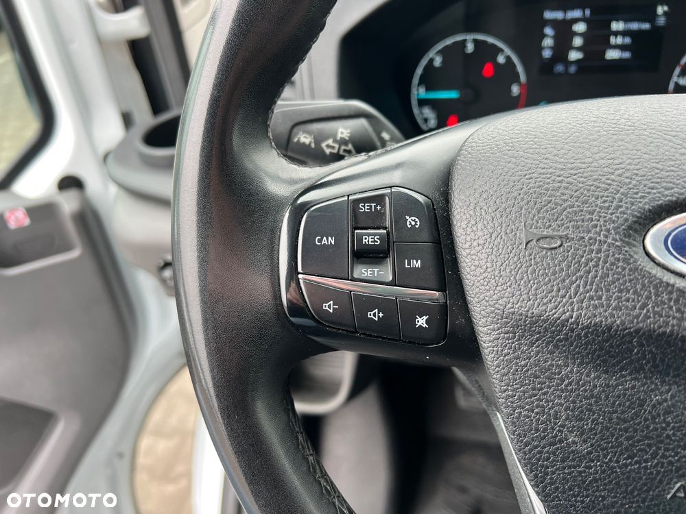 Ford Transit - 27