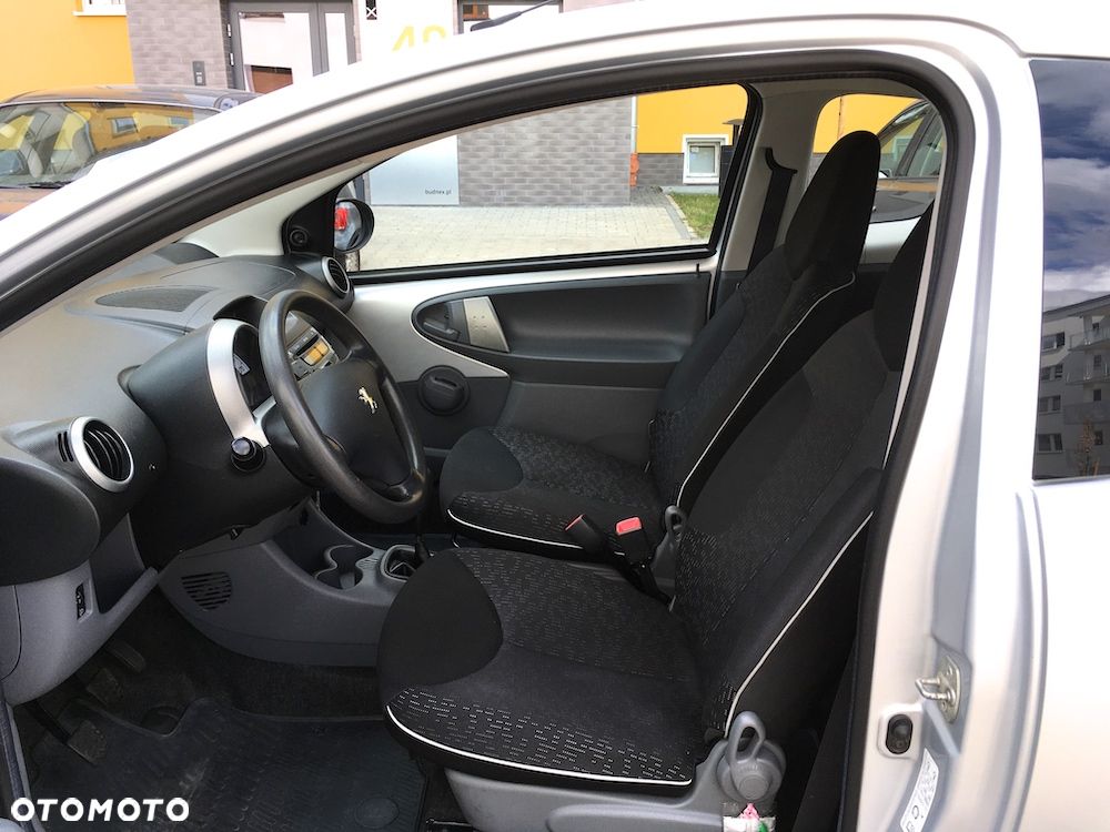 Peugeot 107 1.0 Trendy - 4