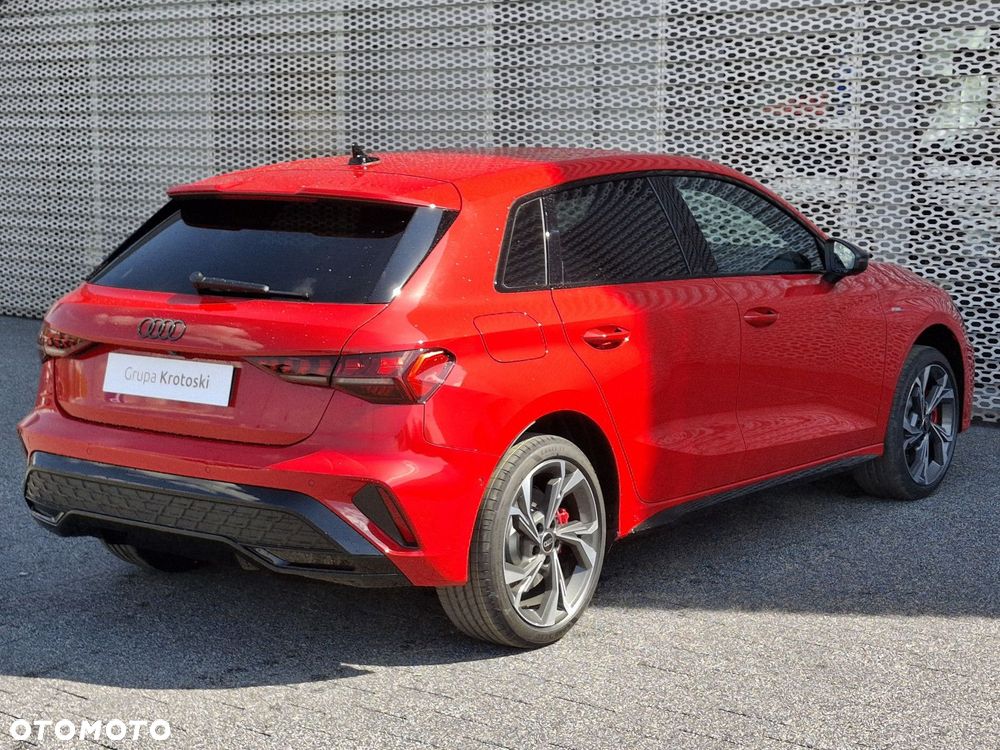 Audi A3 Sportback - 4