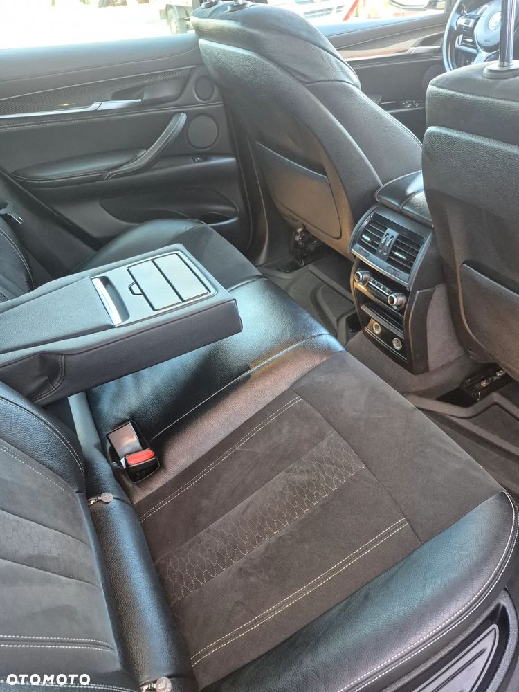 BMW X6 xDrive40d - 25