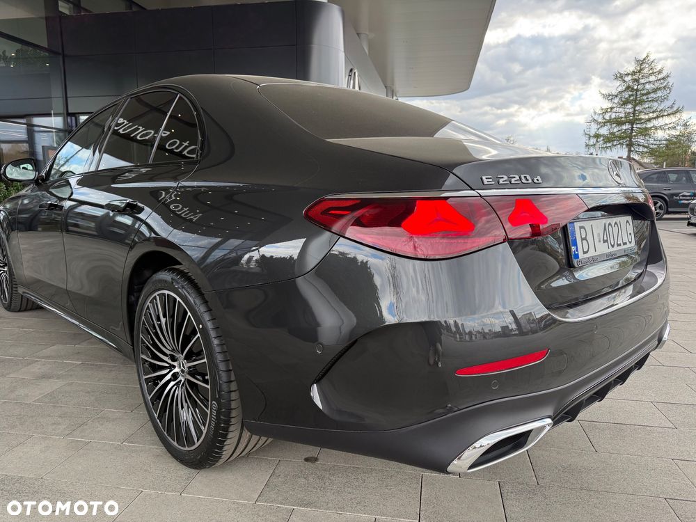 Mercedes-Benz Klasa E 220 d mHEV 4-Matic AMG 9G-Tronic - 4