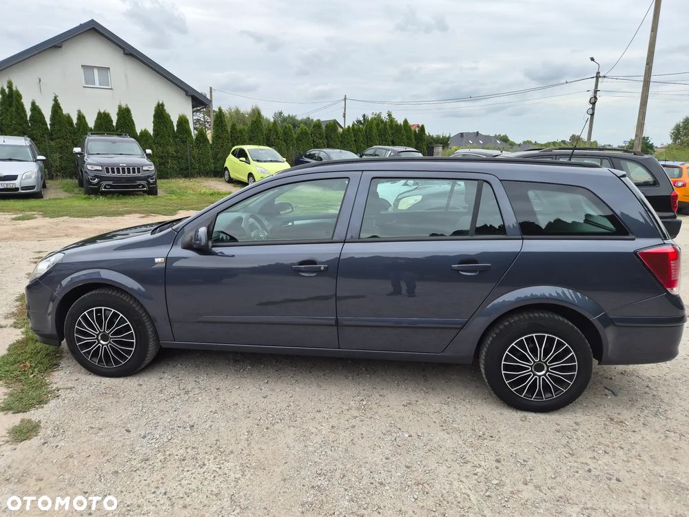 Opel Astra 1.6 Caravan Enjoy - 11