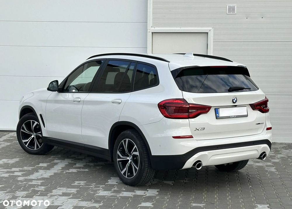 BMW X3 xDrive20i sport - 11