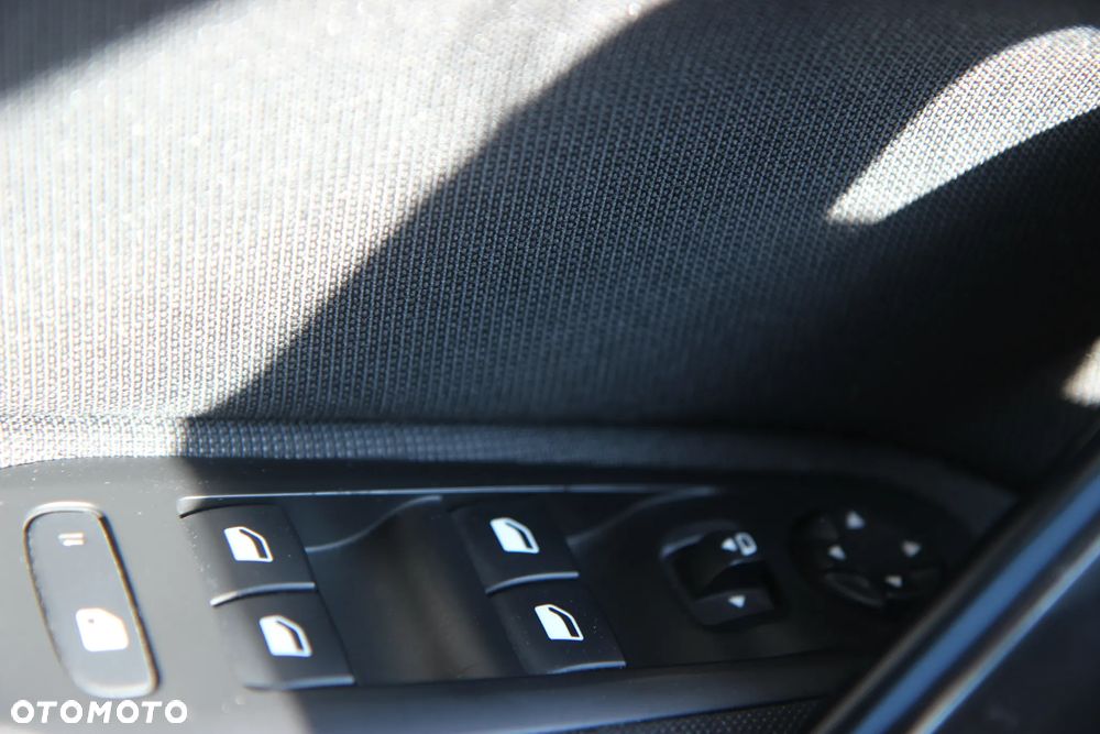 Peugeot 308 1.2 PureTech Active S&S - 6