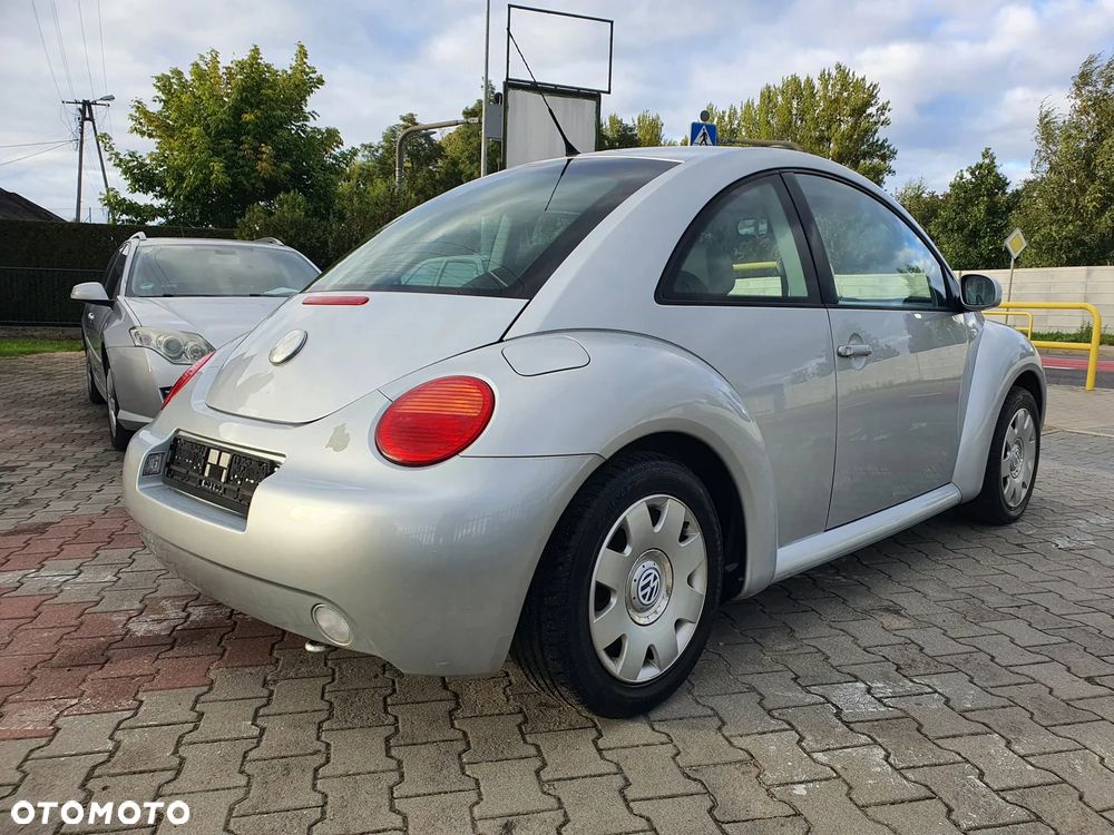 Volkswagen New Beetle - 6