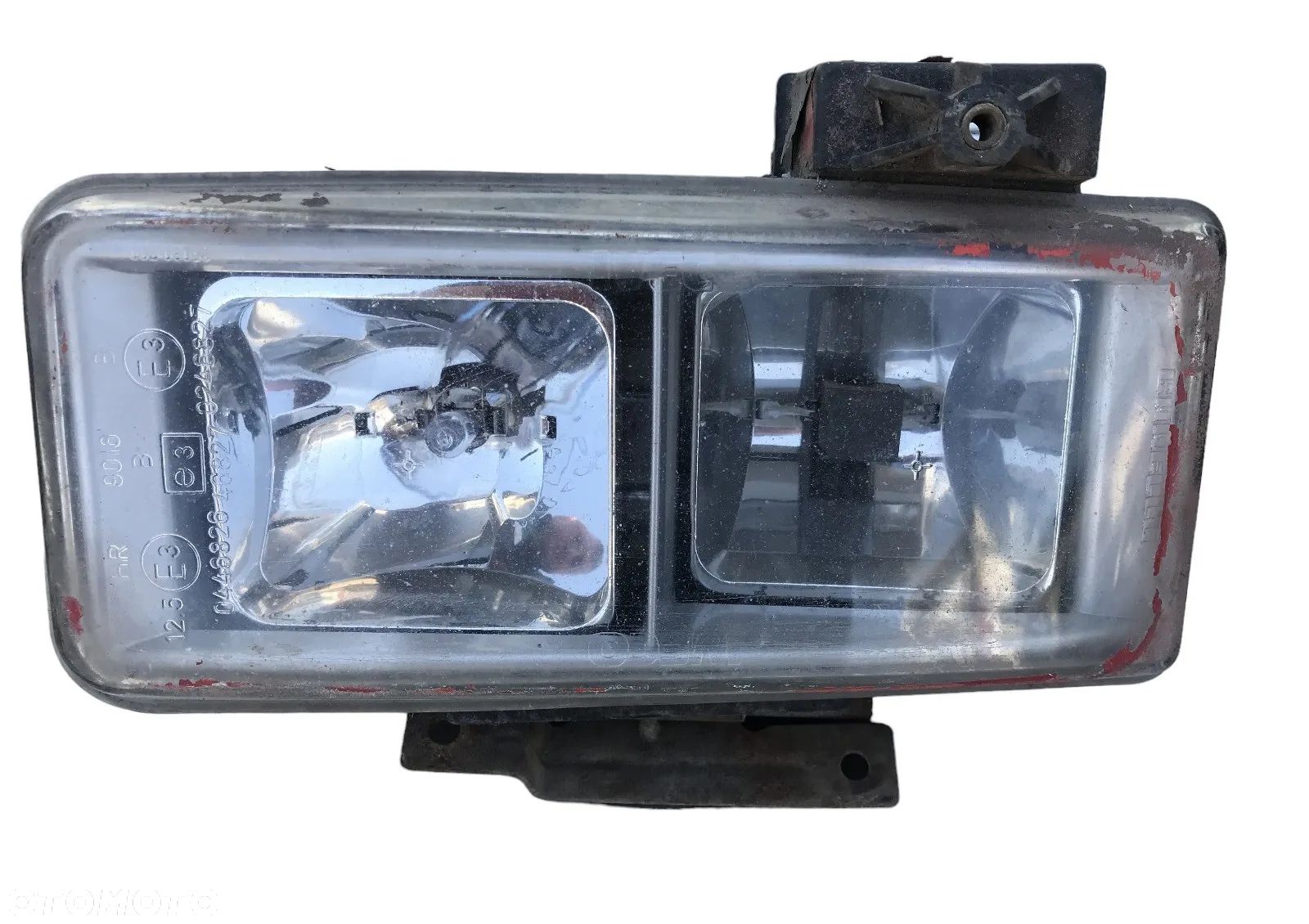 LAMPA PRAWA IVECO EUROTECH EUROSTAR - 1