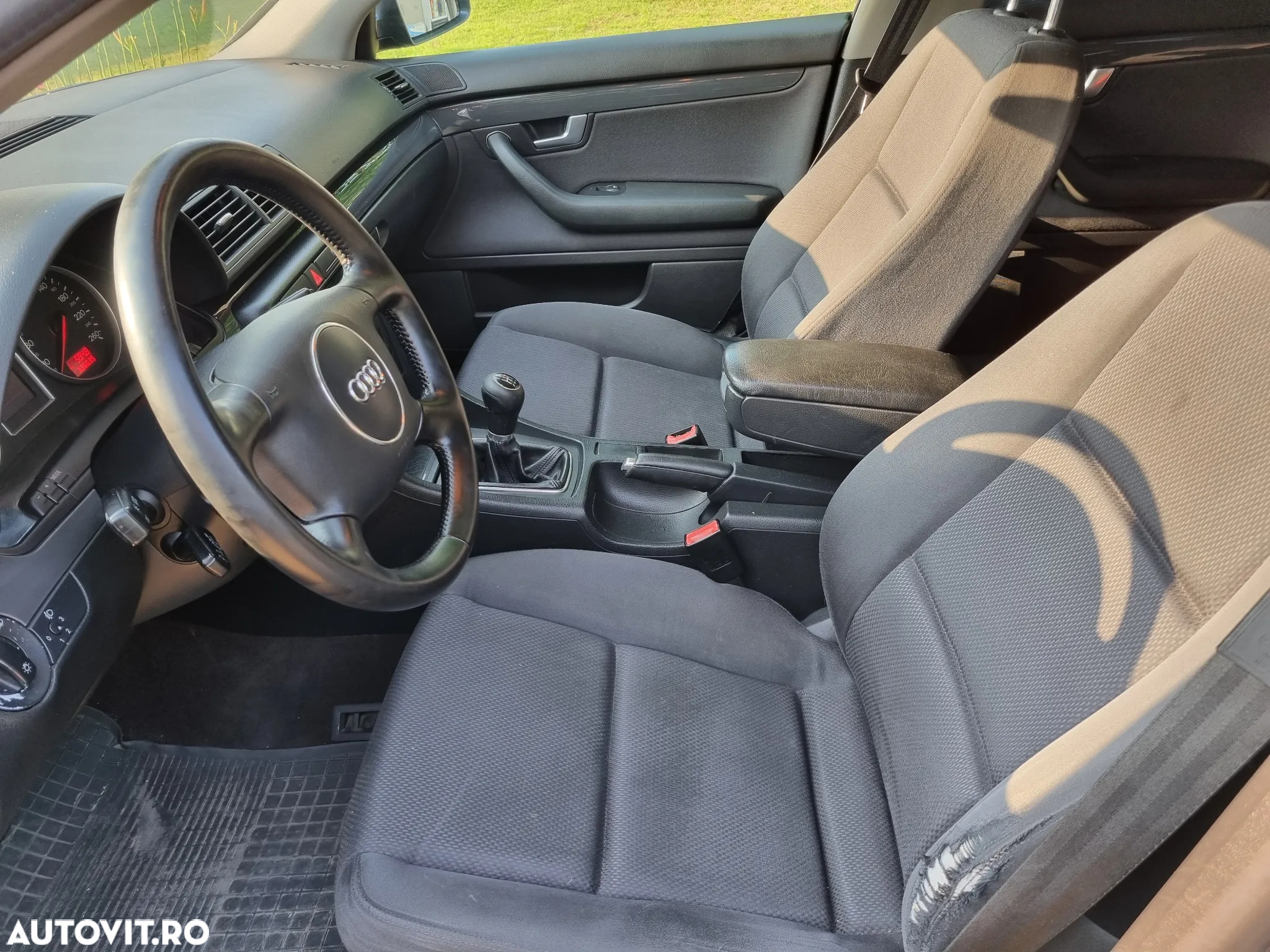 Audi A4 1.9 TDI Avant - 8