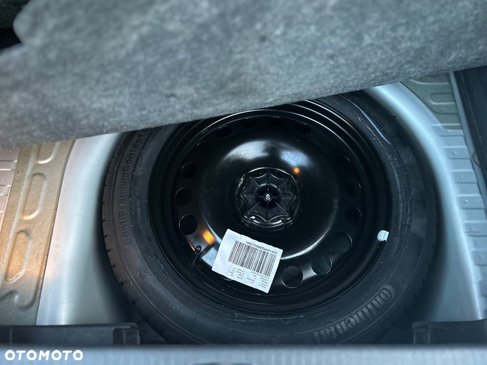 Opel Corsa 1.4 16V Active - 15