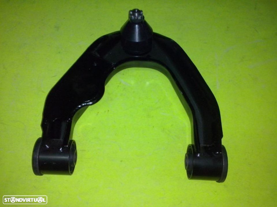 Braços de suspensão Nissan D22 Navara NOVOS - 2