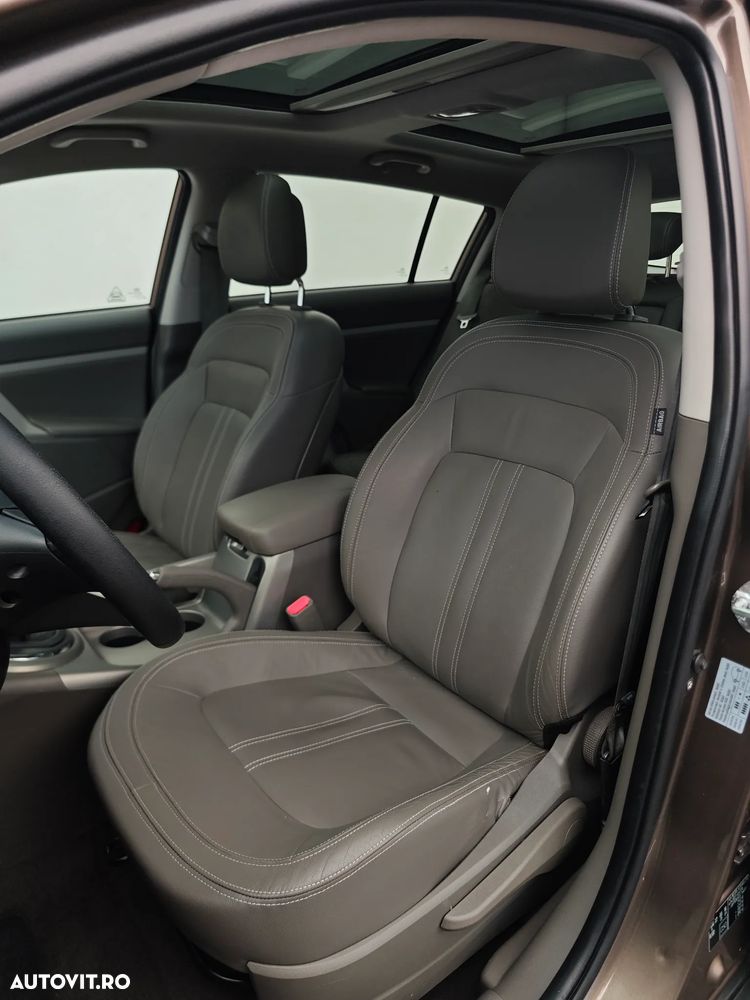 Kia Sportage 2.0 DSL MT 4x4 PREMIUM - 7