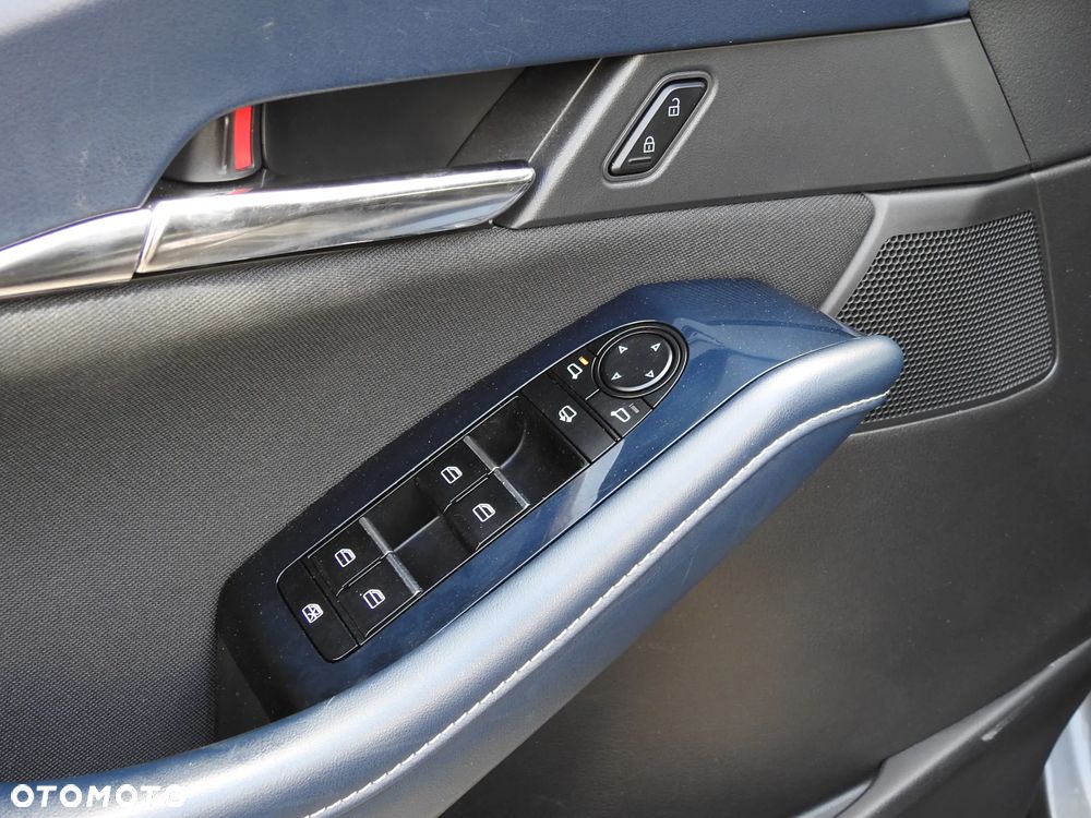 Mazda CX-30 SKYACTIV-D 1.8 - 17