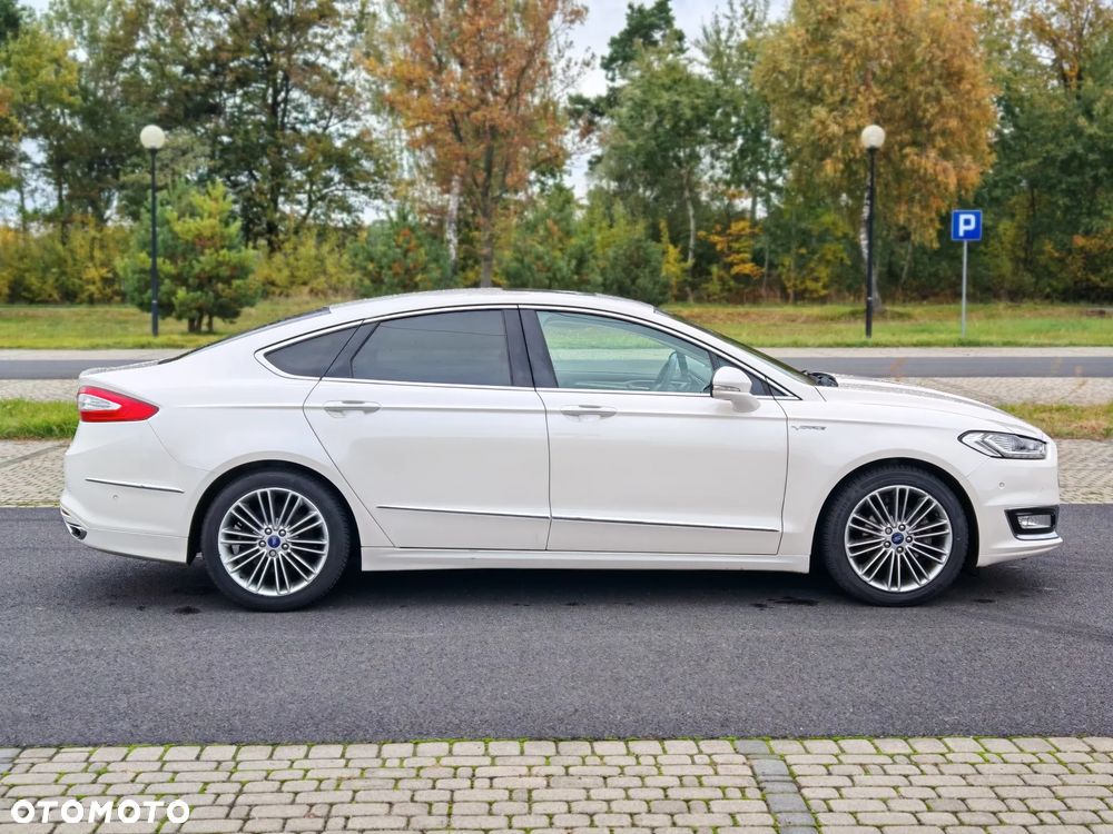 Ford Mondeo 2.0 Hybrid Vignale - 4
