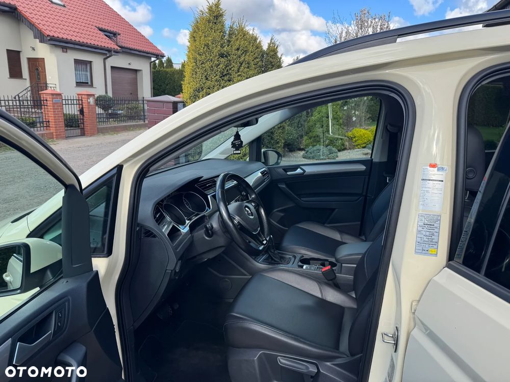 Volkswagen Touran 2.0 TDI SCR DSG Comfortline - 39