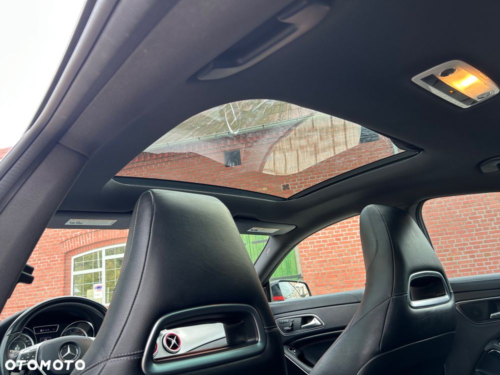 Mercedes-Benz CLA 45 AMG 4Matic 7G-DCT - 19