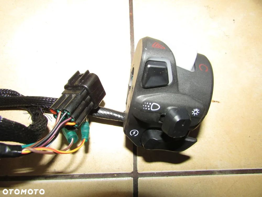 Moto Morini Seiemmezzo 6 1/2 przełączniki kierownicy prawe - 1